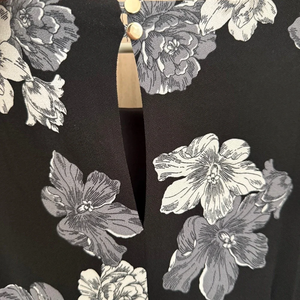 Ann Taylor M Black White Floral Sleeveless Shift Dress Career Minimalist Classic - Picture 4 of 6